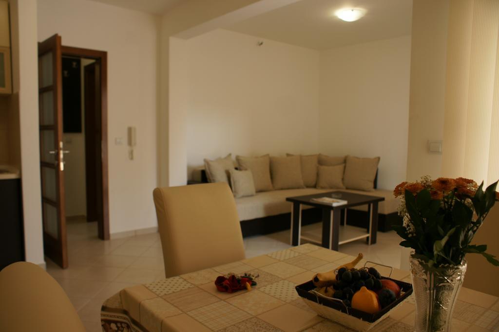 Apartments Dominus Petrovac Εξωτερικό φωτογραφία