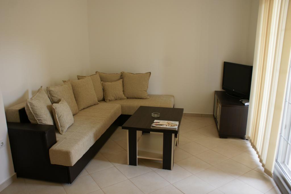 Apartments Dominus Petrovac Εξωτερικό φωτογραφία